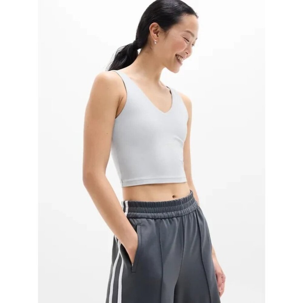 New Athleta S Transcend V-Neck Crop Sports Bra D-DD Quartz Grey Small
